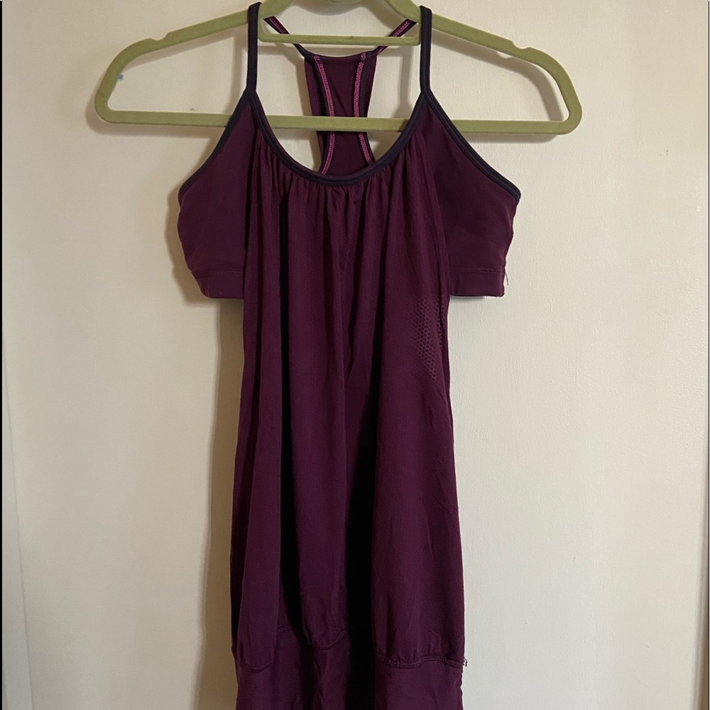 Lululemon Built-In Bra Workout Tank, Size 8